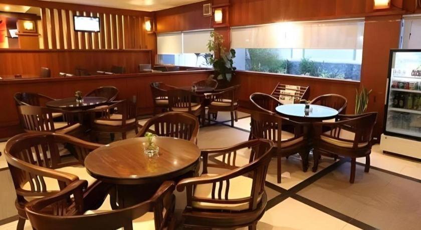 Hotel Tarakan Plaza Luaran gambar
