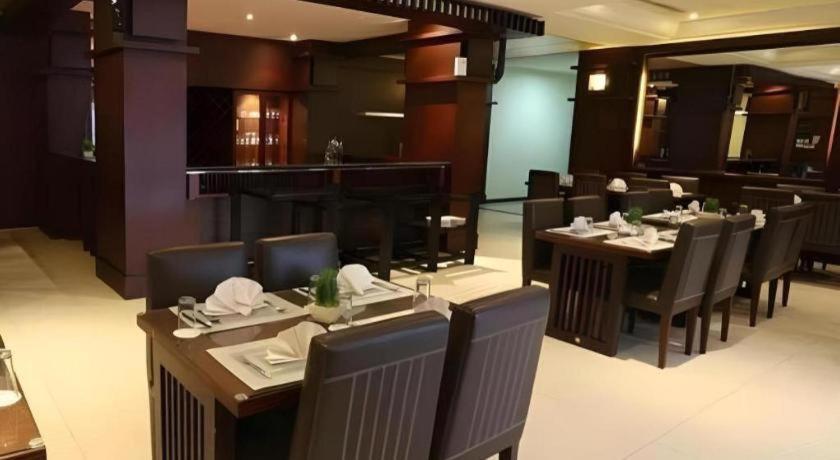 Hotel Tarakan Plaza Luaran gambar