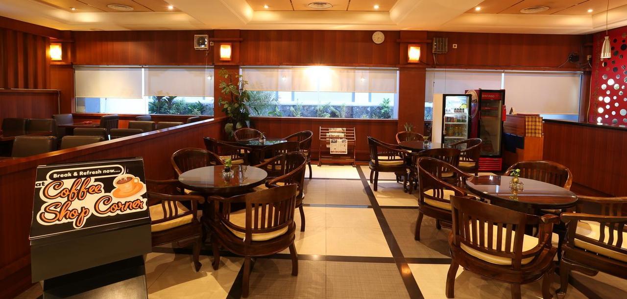 Hotel Tarakan Plaza Luaran gambar
