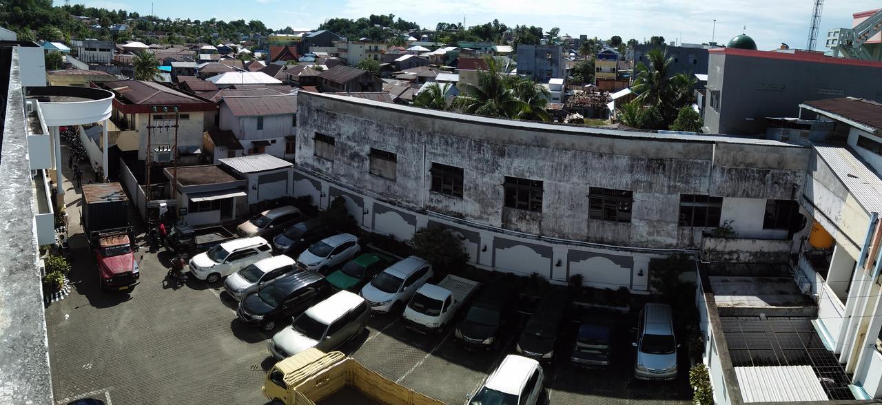 Hotel Tarakan Plaza Luaran gambar
